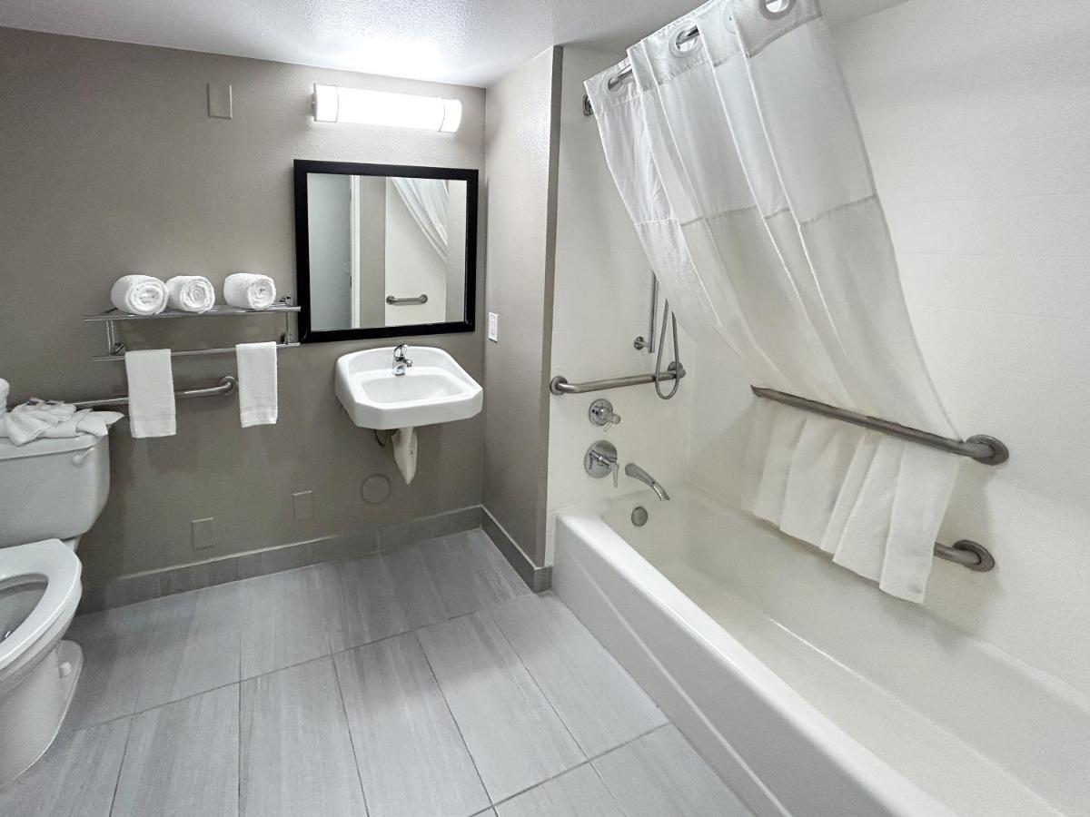 Studio 6 Suites Carson, Ca Exterior photo